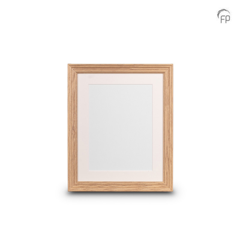 Houten fotolijst blank eiken — groot formaat (foto 20 × 25 cm)